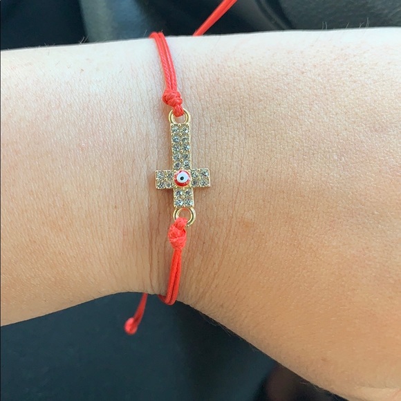 Red string evil eye bracelet - Picture 2 of 2